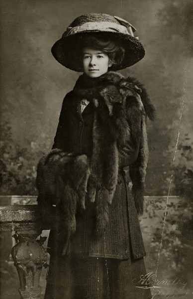 Formal portrait from the Johnston collection