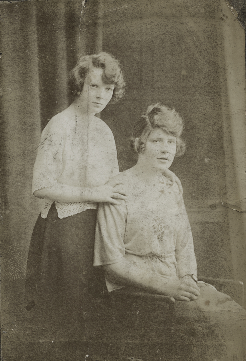 Morgan  //  County Dublin :: Two young women posing in a Dublin studio