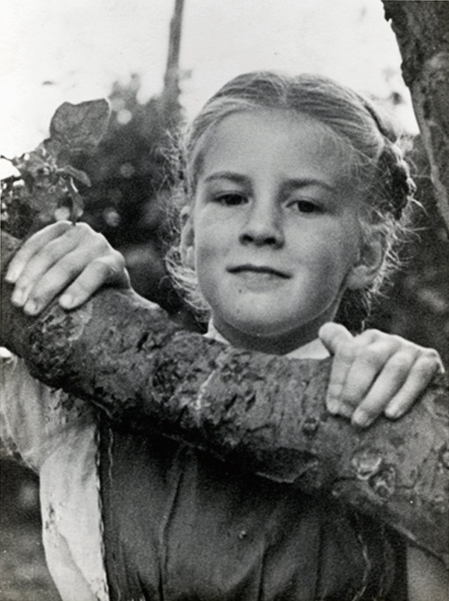 Clune // County Cork & County Galway :: Grainne Mary White Clune as a child